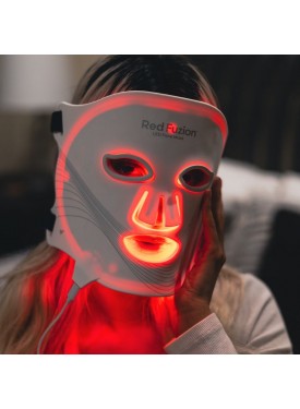 Le RedFuzion LED Mask de Wellness USA